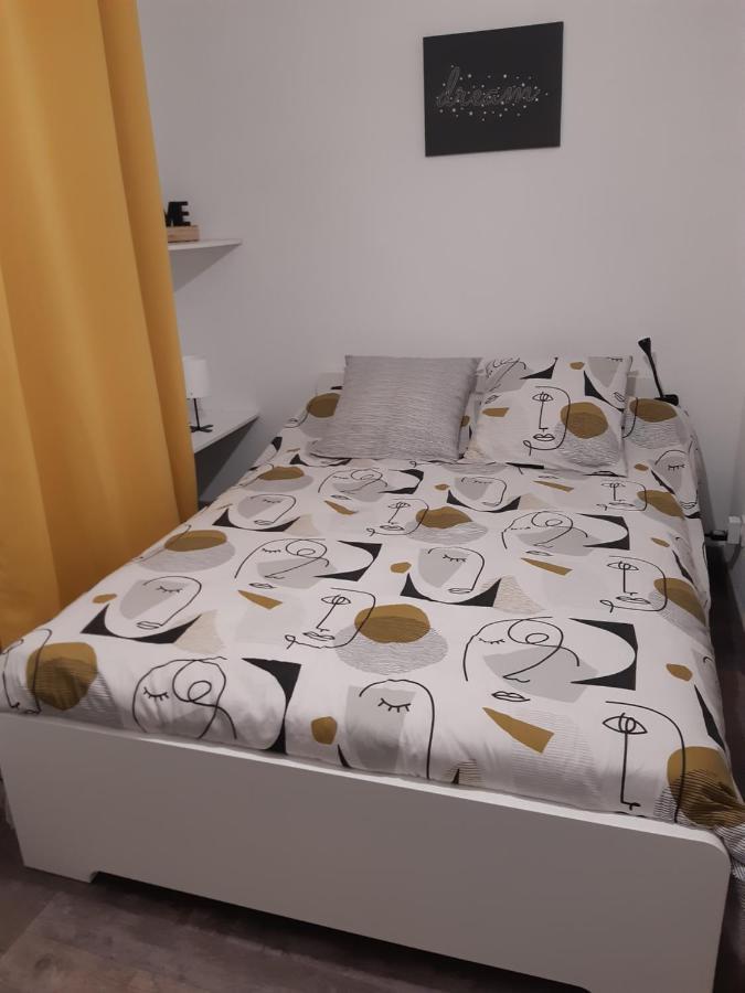 Joli Appartement T2 Agglo Troyes Sainte-Savine Exteriör bild